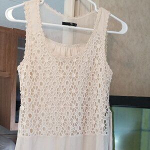 Lace flower front flowy dress